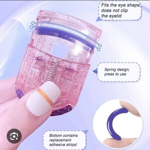 Mini Portable Eyelash Curler + Extra Silicone Pad BNIB